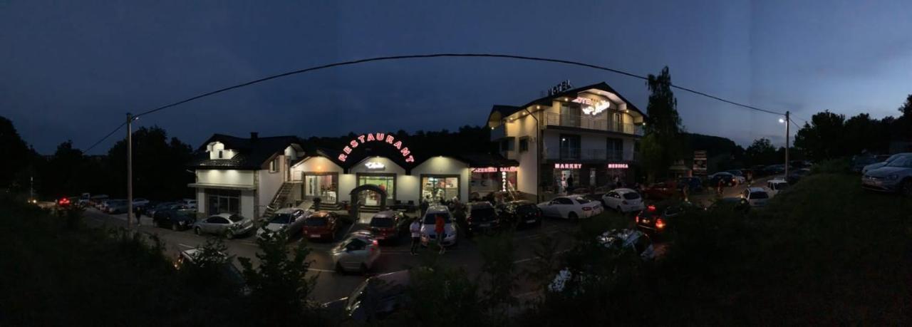 Motel Aladin ツァジン エクステリア 写真